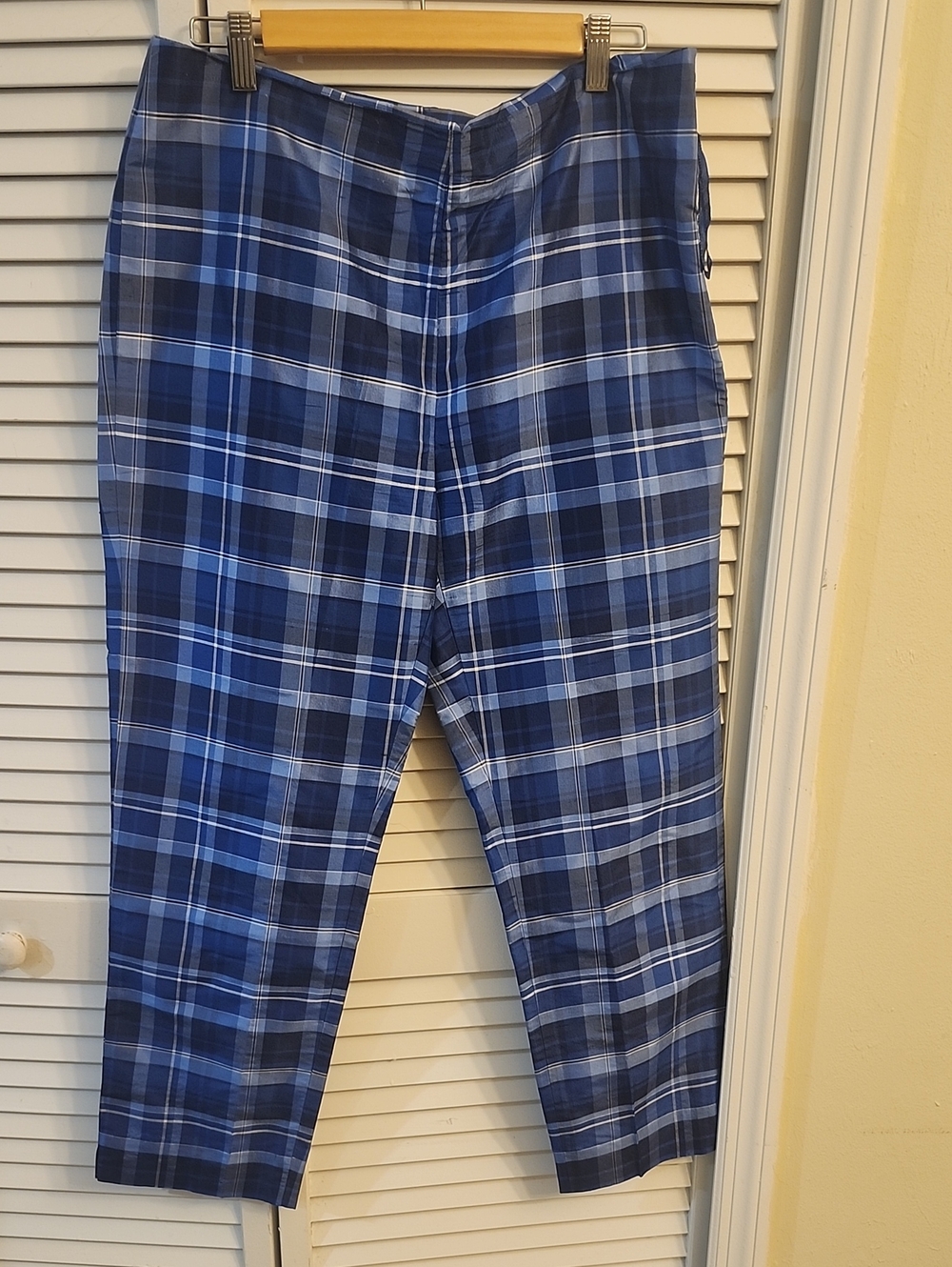Lauren Ralph Lauren 100% Silk Taffeta Ankle Pants.
